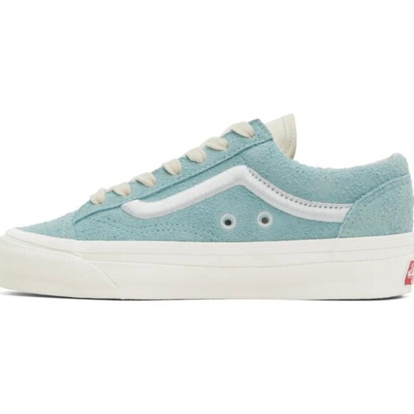 Vans - Low-top suede and canvas sneakers in blue. - Picture 1 of 4